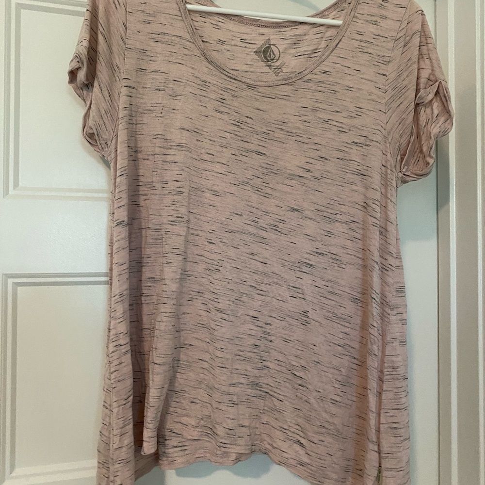 Volcom asymmetrical t shirt